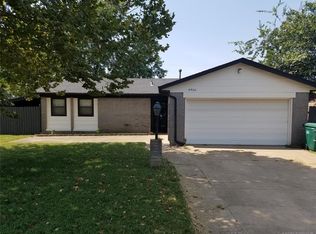 4916 Barr Dr, Sand Springs, OK 74063