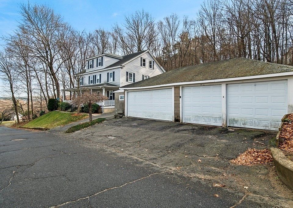 4547 South St, Three Rivers, MA 01080 Zillow