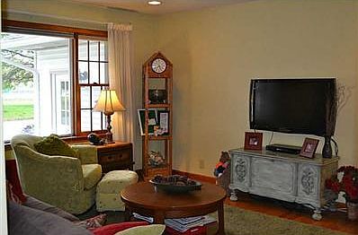 5th image of 112 Elm Dr