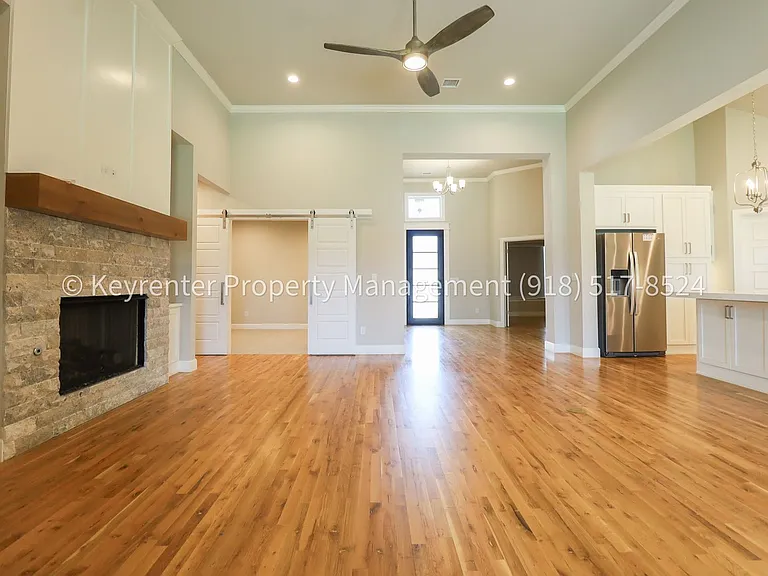 3809 W Union St — Photo 14