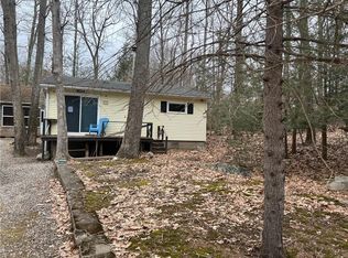 42 Walnut Hill Rd, Pascoag, RI 02859
