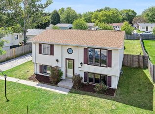 6429 N 104th St, Milwaukee, WI 53224