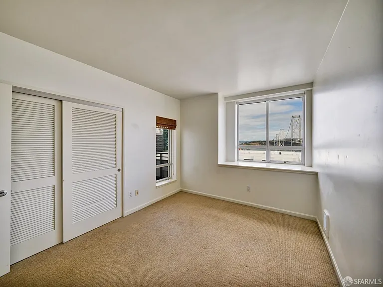 400 Beale St #1707 — Photo 12