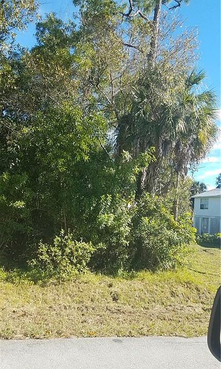 2nd image of 184 6th St Lot 21