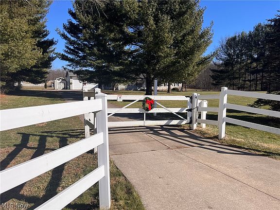 5th image of 7743 Beach Rd