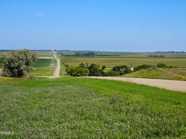 10279 78th St SE, Lamoure, ND 58458