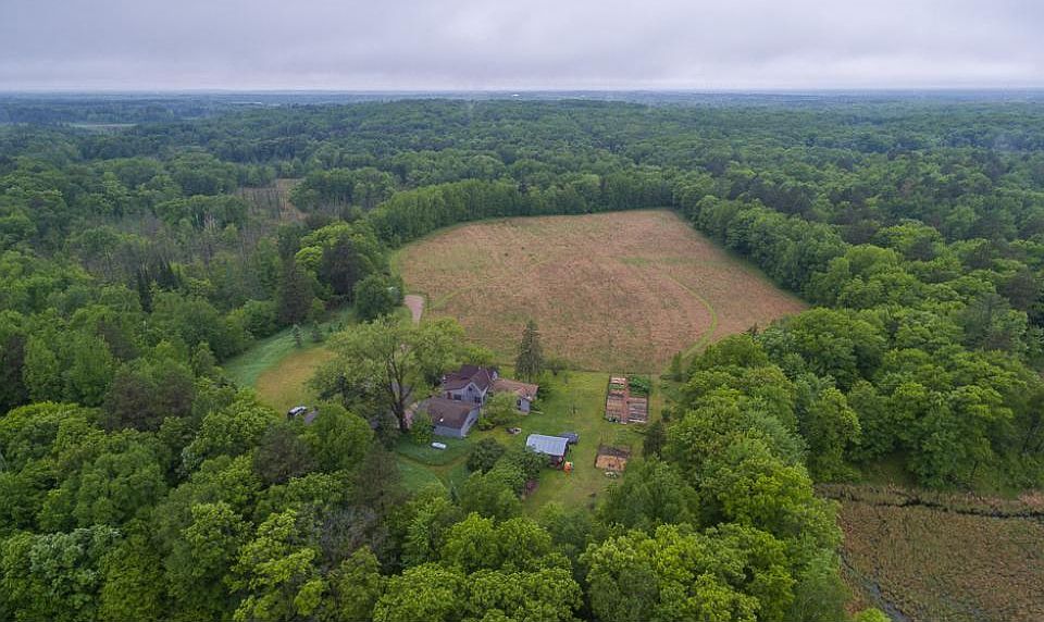 2nd image of 17757 Zarr Rd