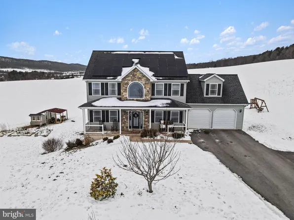 37 Pheasant Hill Dr, Halifax, PA 17032