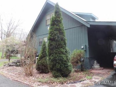 35 Magnolia Bluff Ln, Maggie Valley, NC, 28751