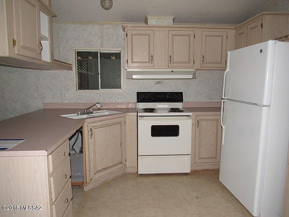 5th image of 2640 S Cottonwood Ln