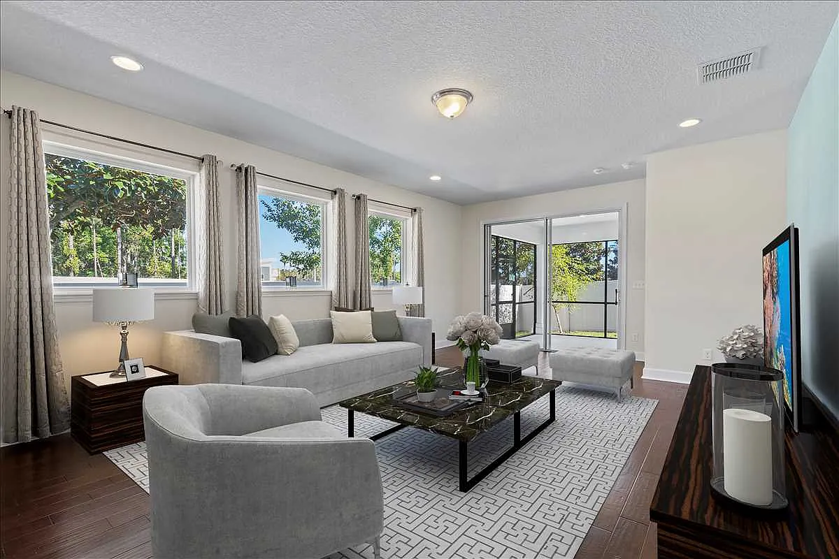 354 Park Lake Drive — Photo 2