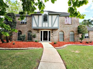 3642 Red Oak Ct, New Orleans, LA 70131