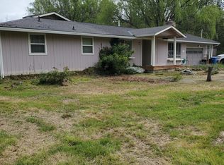 5010 Demaray Dr, Grants Pass, OR 97527