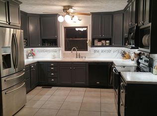 130 Deer Run Pl, La Follette, TN 37766