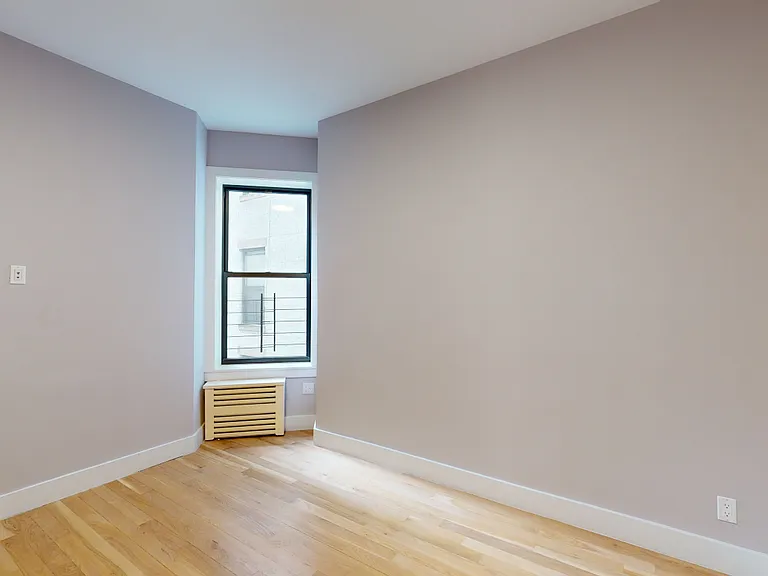 1061 Saint Nicholas Ave #4 — Photo 7