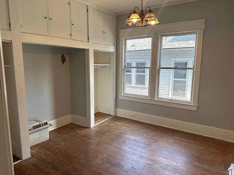 422 W Main St #1 — Photo 31