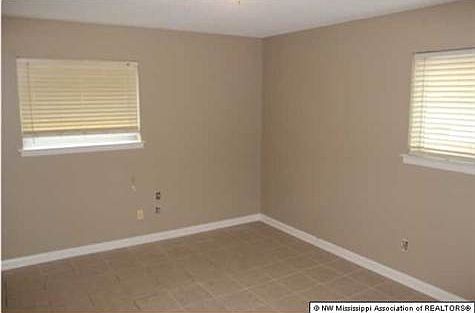 5th image of 8351 Southaven Cir W
