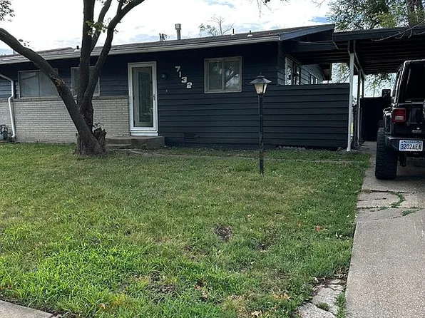 7132 SW Lario Ln, Topeka, KS 66619