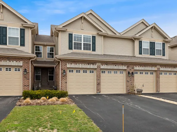 2055 Canyon Creek Ct, Aurora, IL 60503