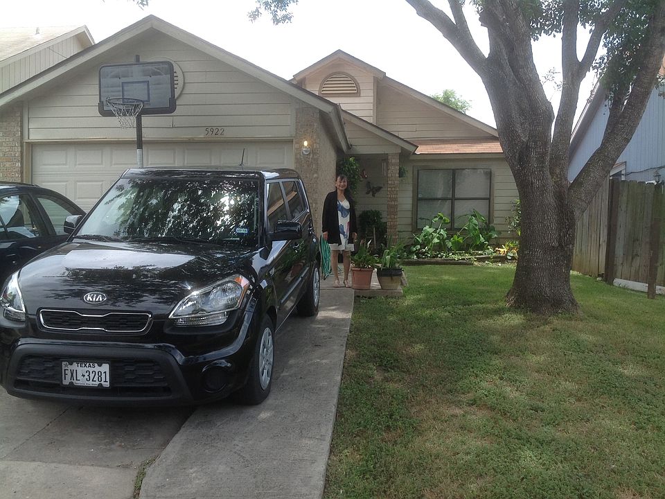 2nd image of 5922 Catalina Sunrise Dr