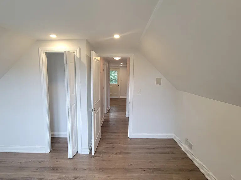 22 Gage Ave S #A — Photo 8