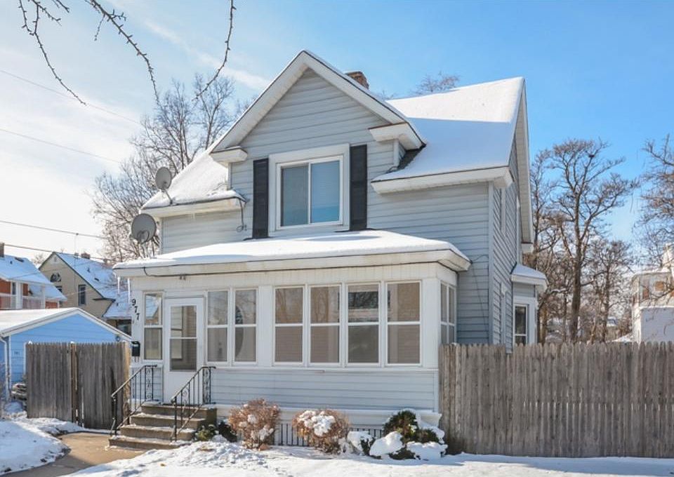 1st image of 977 Jessie St