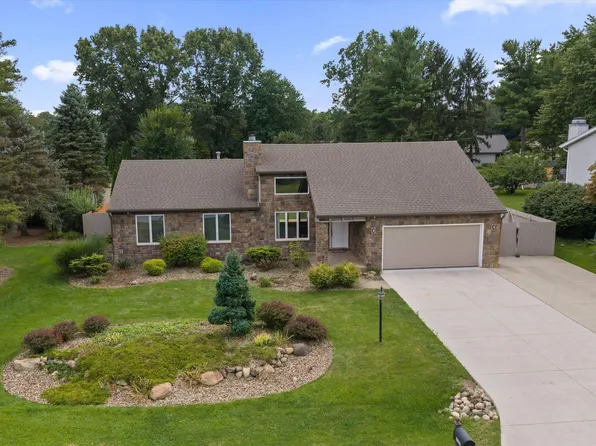 23666 Bel Ridge Dr, Elkhart, IN 46516