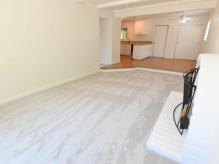 5659 Lathrop Dr — Photo 10