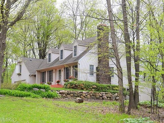 3rd image of 7190 Thornview Dr SE
