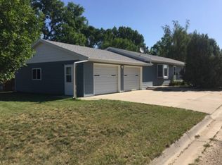 406 S 6th St W, Malta, MT 59538
