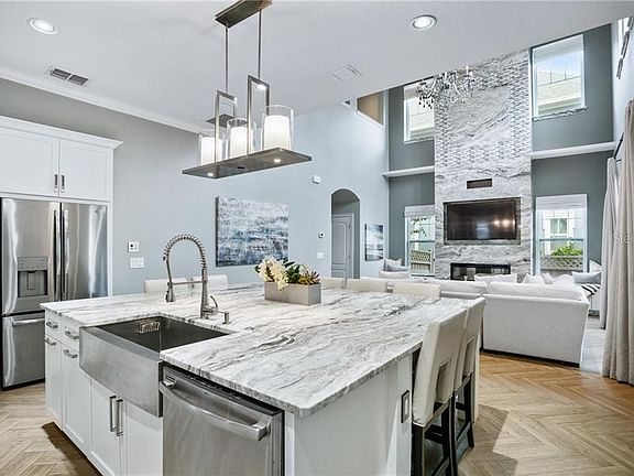 5th image of 13935 Walcott Ave