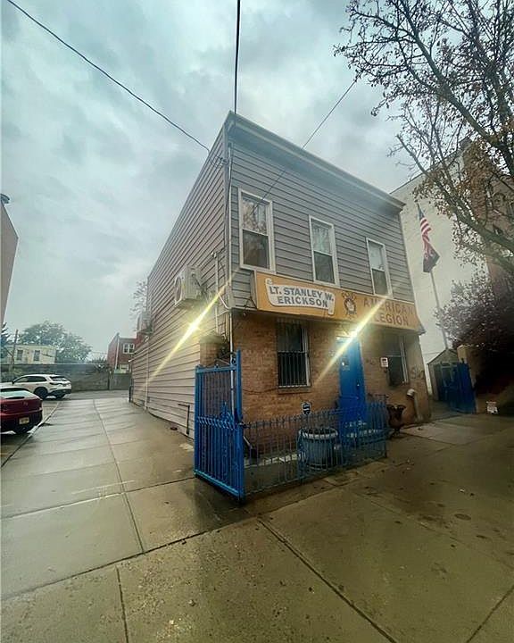 1st image of 820 49th St