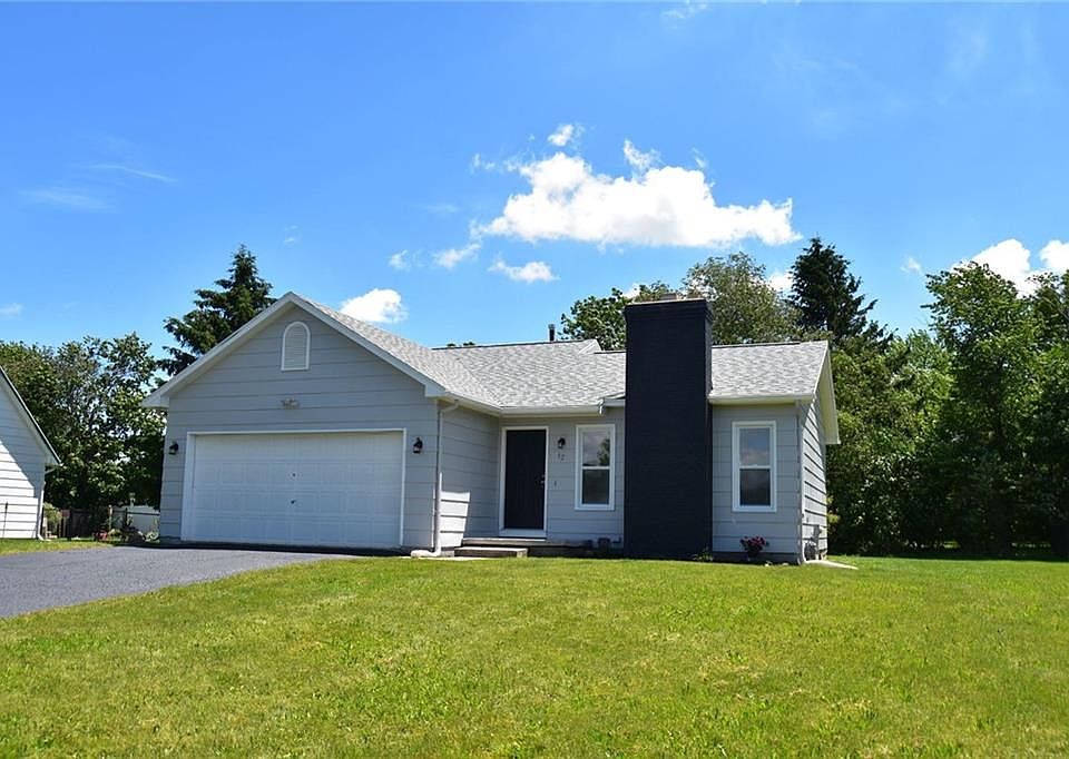 1st image of 32 Sugar Tree Cir