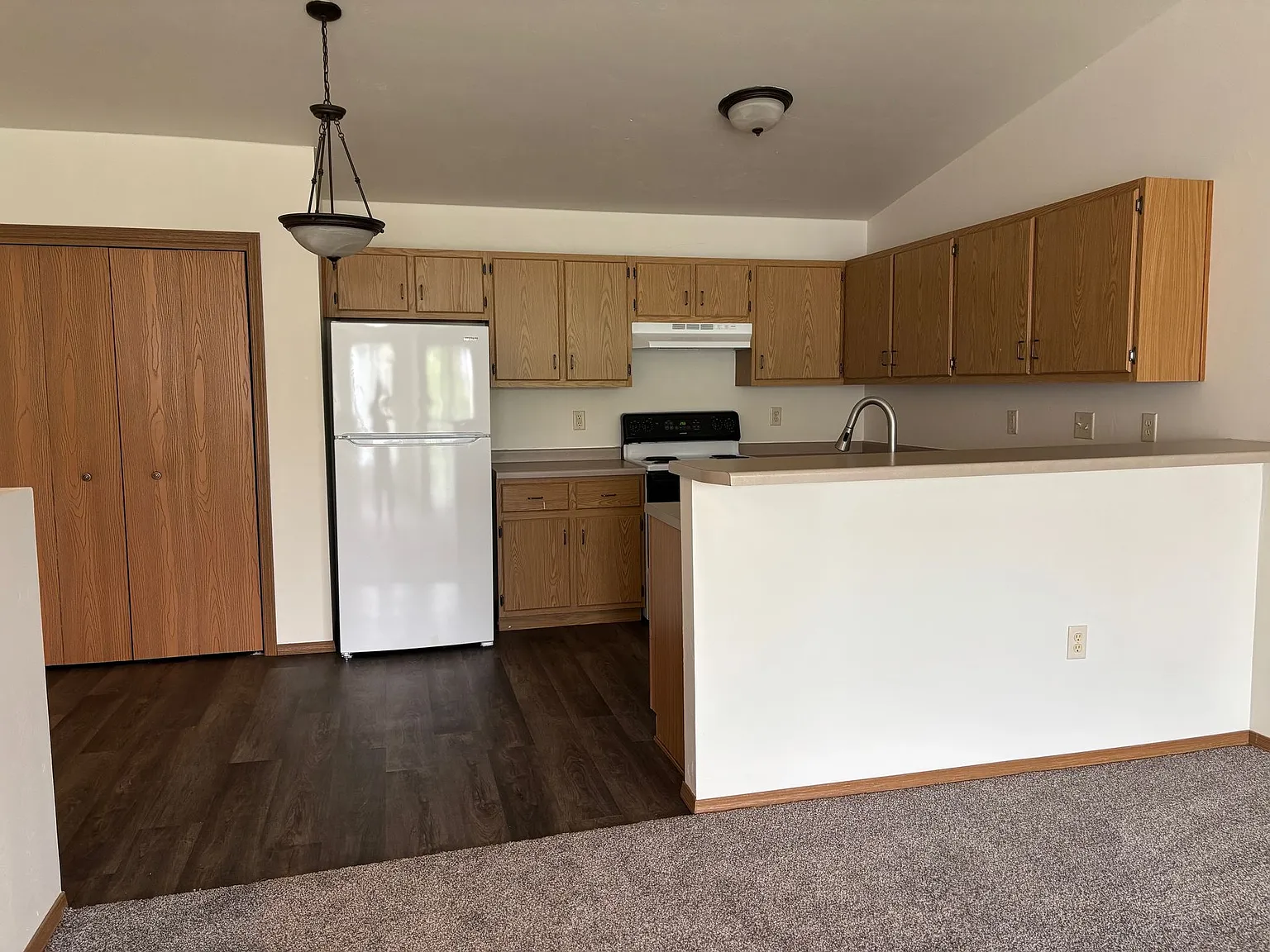 Ashbury Apartments-Appleton — Photo 2