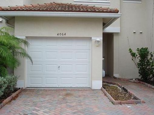 1st image of 4064 NW 92nd Ave
