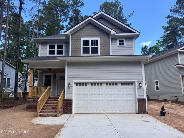 668 Wren Lane, Vass, NC 28394