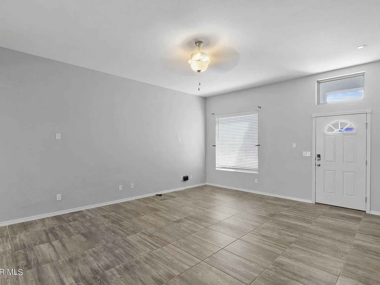 4 bed, 2.0 bath, 1504 sqft, $1,950 — Photo 4
