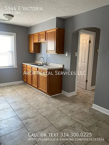5944 E Victoria Ave Photo 1