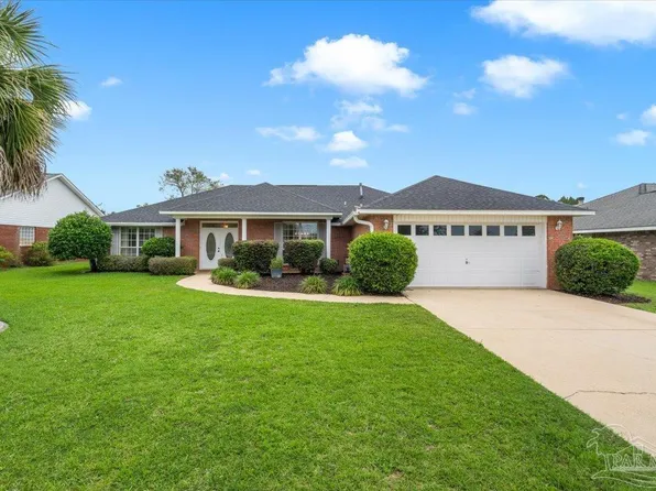 1697 Beachside Dr, Pensacola, FL 32506