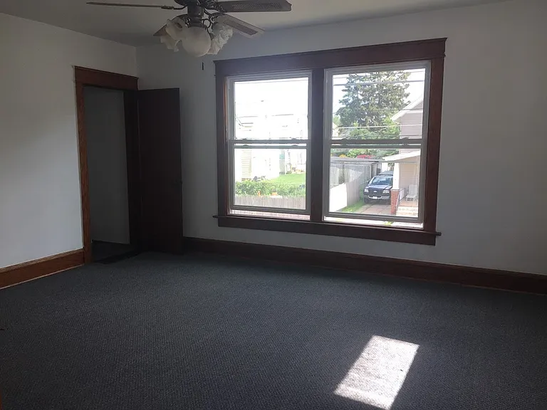 256 E 29th St #2 — Photo 10