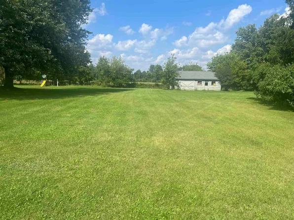 2785 E Ashby Rd, Midland, MI 48640