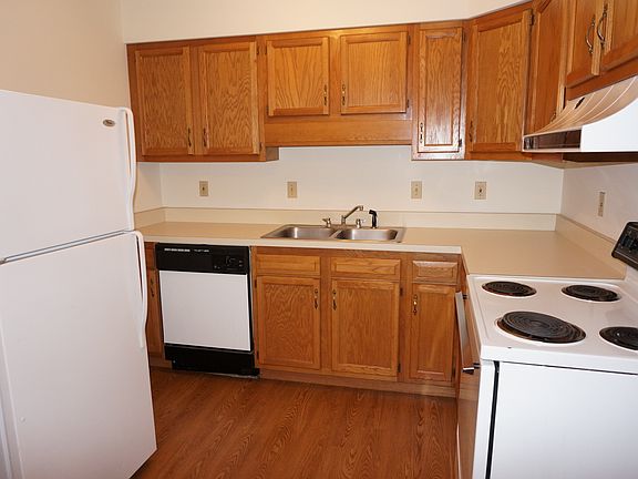 3rd image of 5325 Ohio St APT 1