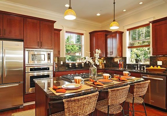 Cherry Kitchen