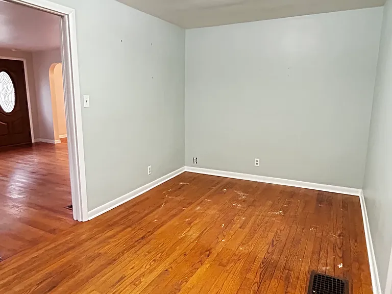 9039 Yorktown St — Photo 13