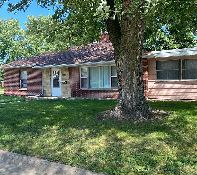 920 Ashland Ave