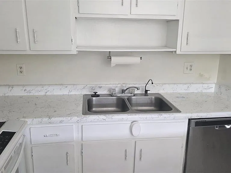 6328 Newtown Cir #B2 — Photo 4