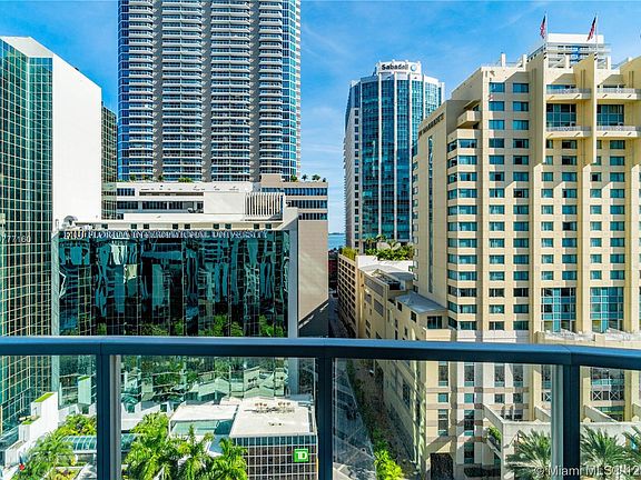 4th image of 1060 Brickell Ave APT 1205