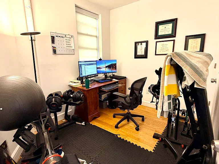 24 Charles St #11 — Photo 6
