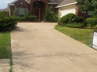 2205 Milan Dr, Forney, TX 75126