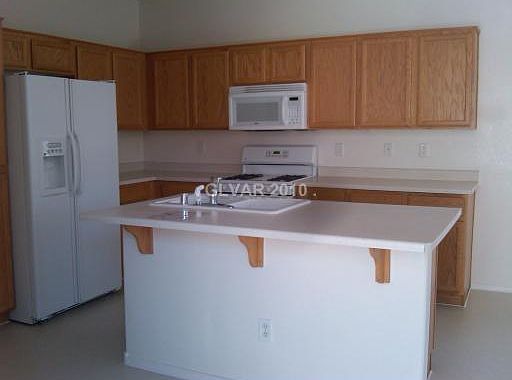 3rd image of 9859 Travis Lake Ct